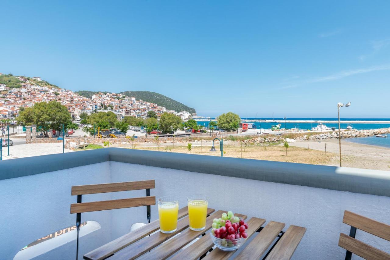 Uncle John'S Guesthouse Skopelos Eksteriør billede