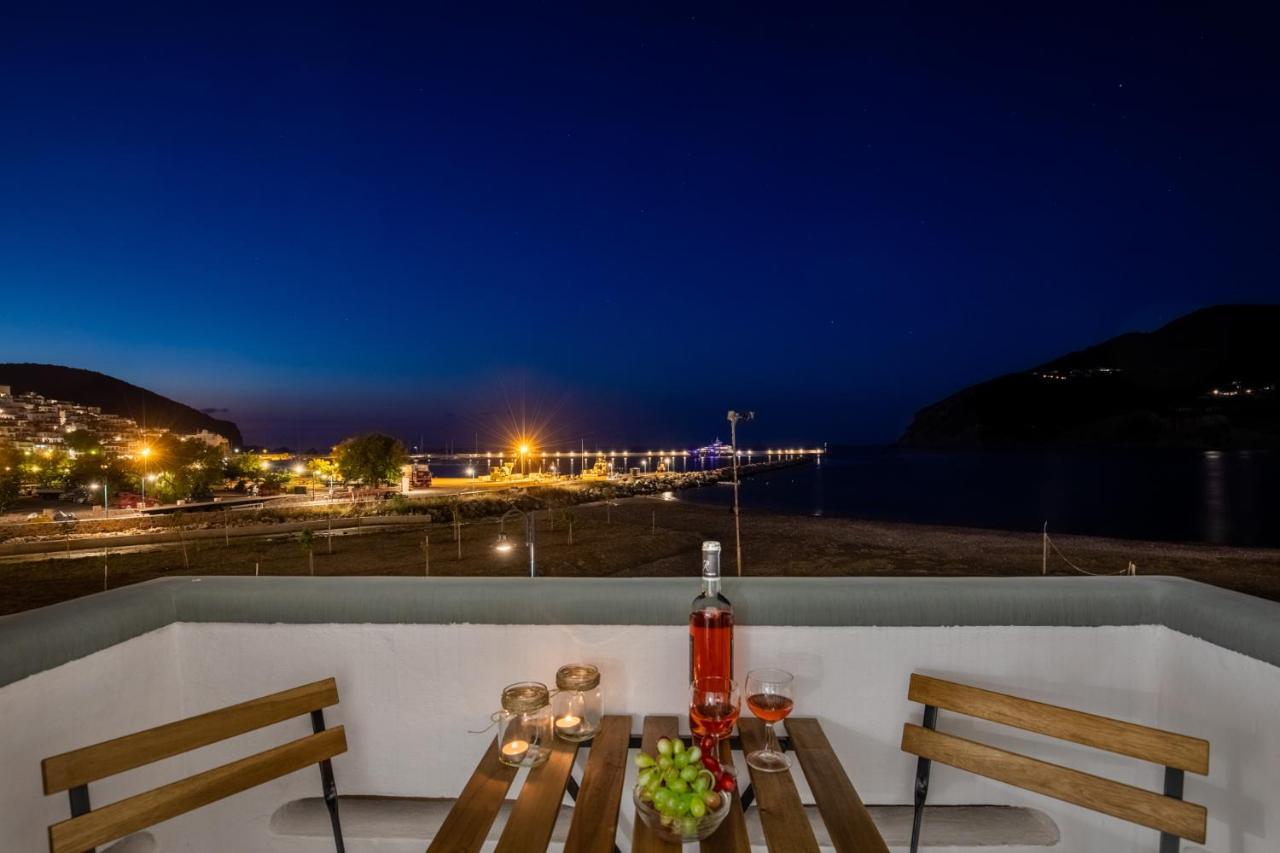 Uncle John'S Guesthouse Skopelos Eksteriør billede